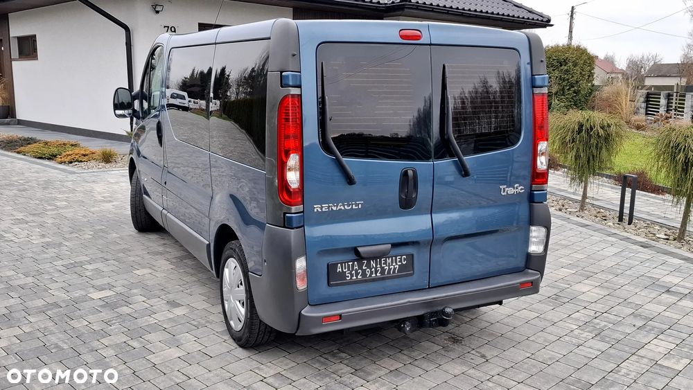 Renault Trafic L1H1 Passenger Lux - 2