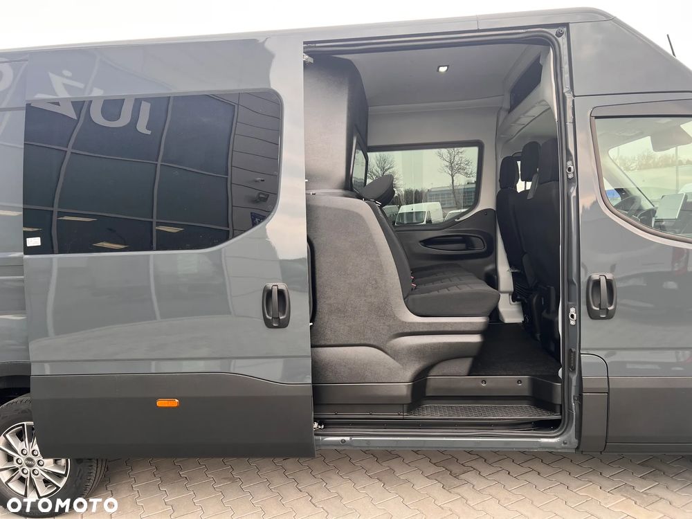 Iveco BRYGADÓWKA 7 MIEJSC OD RĘKI,MINIMUM FORMALNOŚCI,MAX SATYSFAKCJI - 26