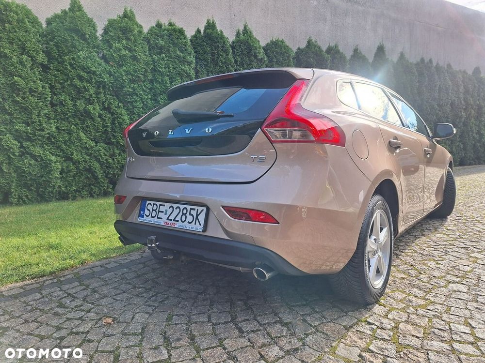 Volvo V40 T2 Kinetic - 38
