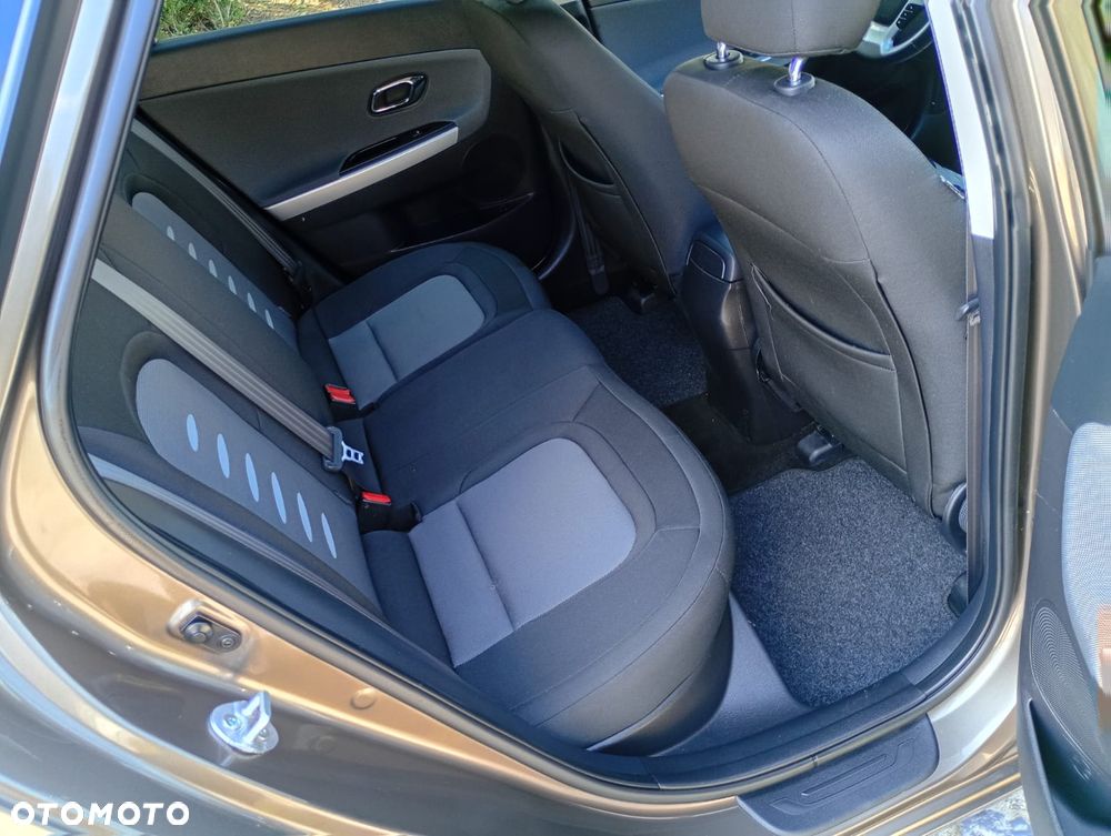 Kia Ceed 1.6 GDI Vision - 27