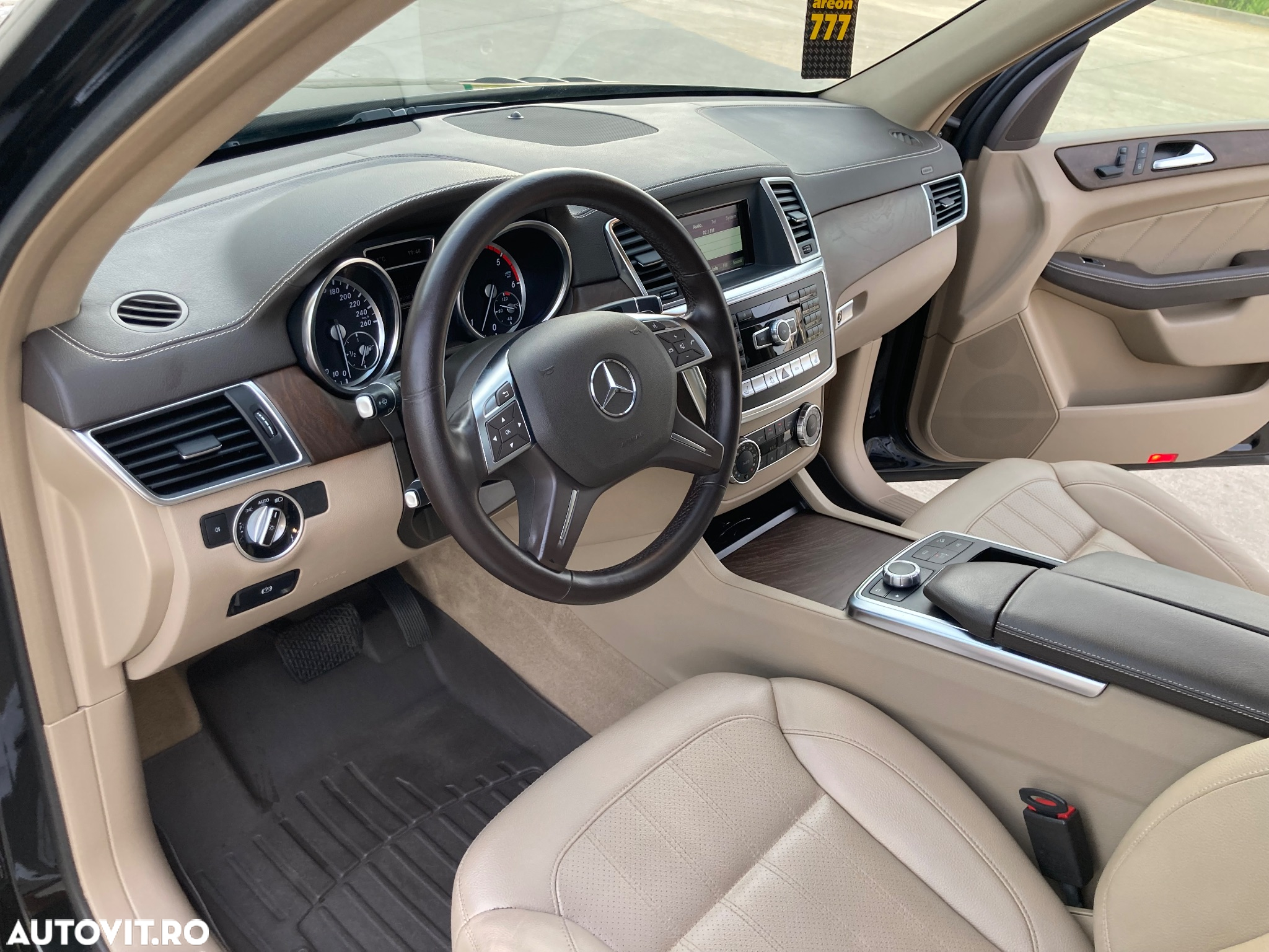 Mercedes-Benz GL 350 BlueTEC 4Matic 7G-TRONIC - 10