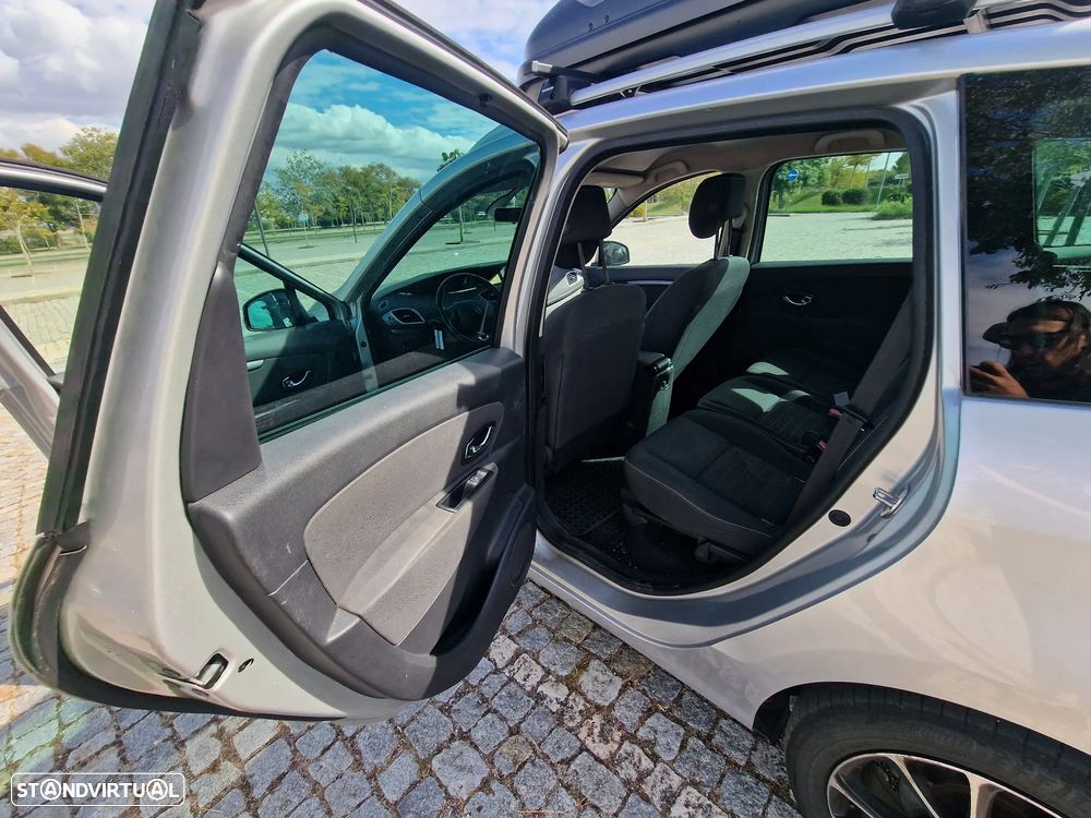Renault Grand Scénic 1.5 dCi Bose Edition SS - 9