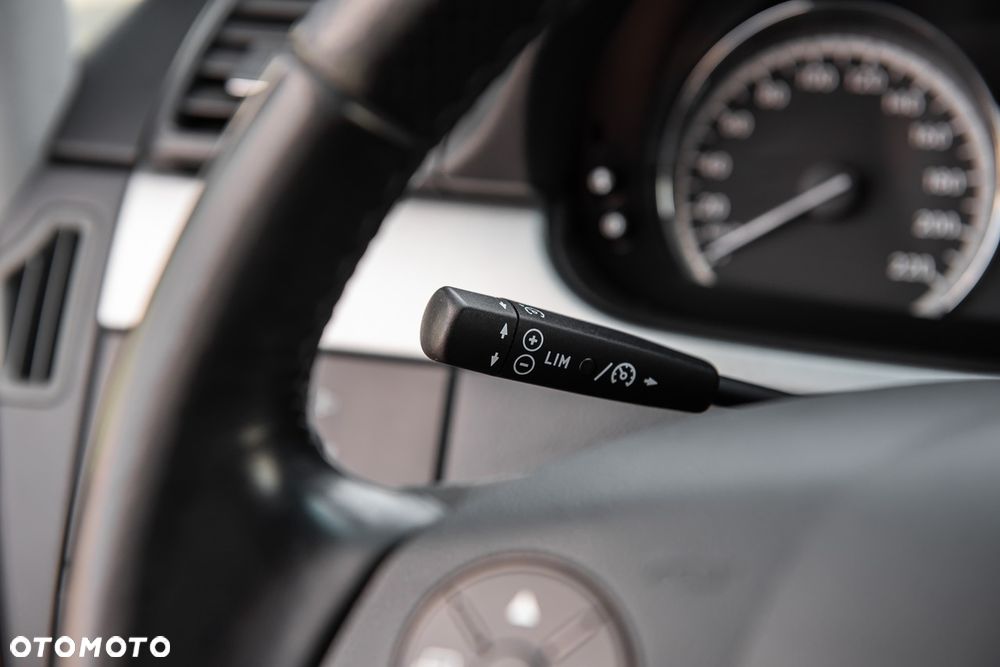 Mercedes-Benz Viano 3.0 CDI DPF extralang Automatik Ambiente Edition - 17