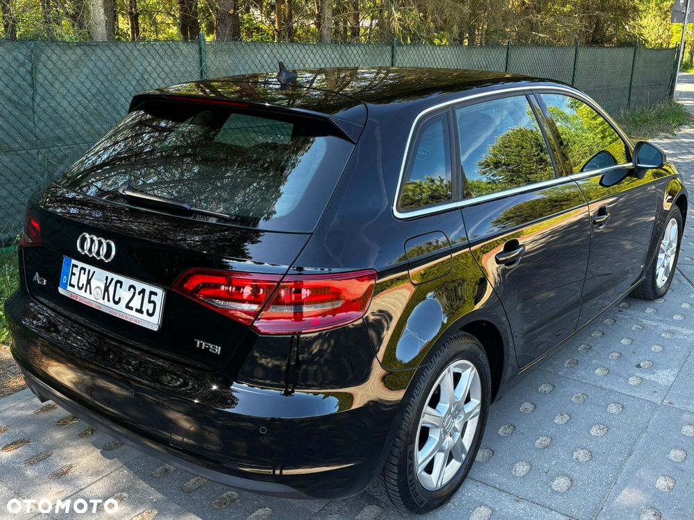 Audi A3 Sportback - 6