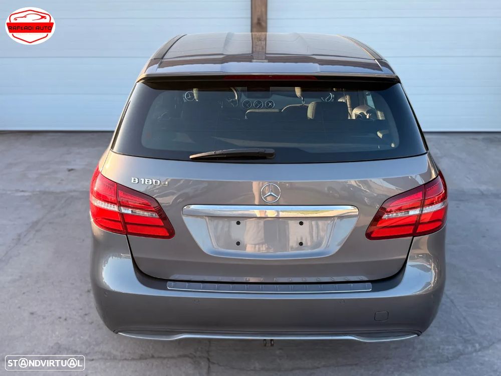 Mercedes-Benz B 180 (CDI) d 7G-DCT Urban - 6