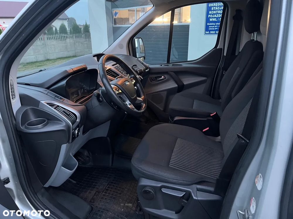 Ford Transit Custom - 11