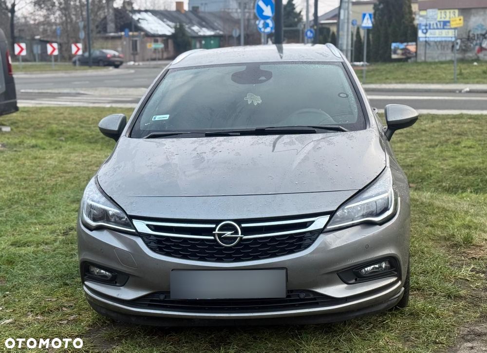 Opel Astra 1.6 CDTI Essentia - 2