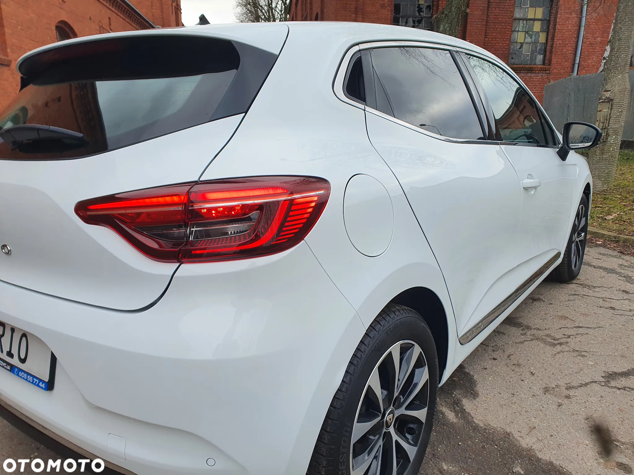 Renault Clio TCe 90 X-tronic EVOLUTION - 4