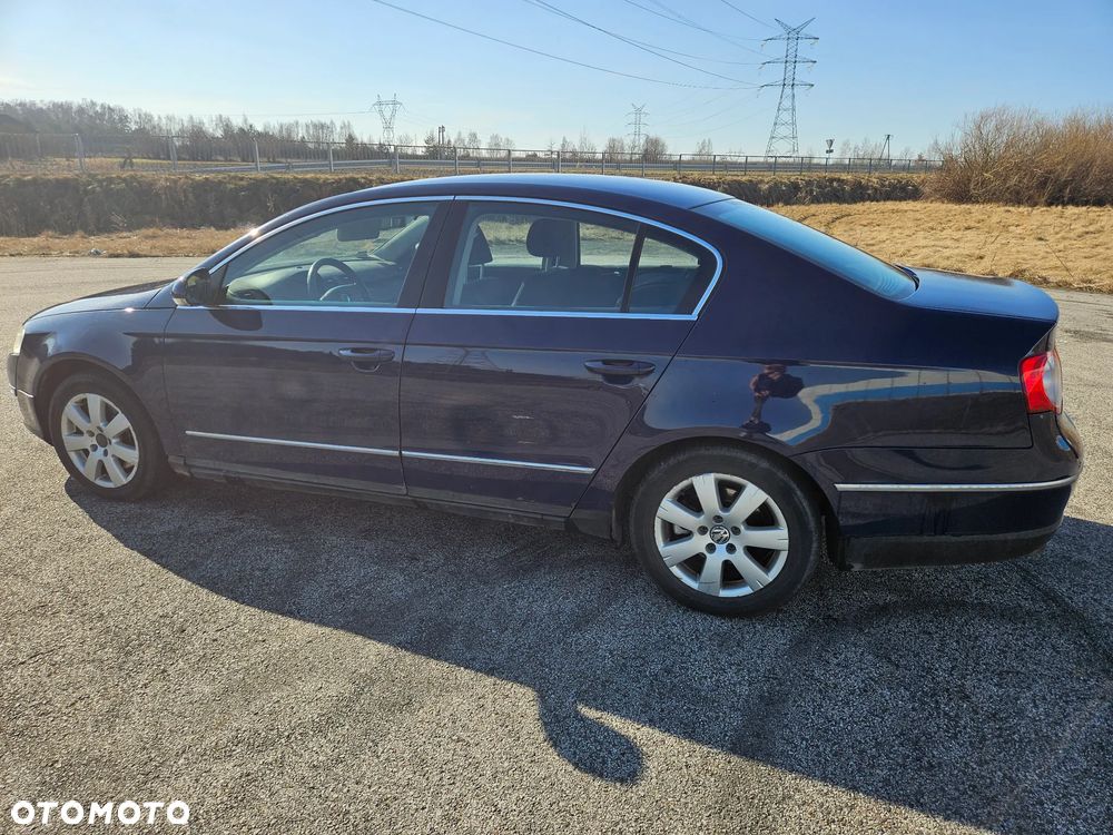Volkswagen Passat - 5