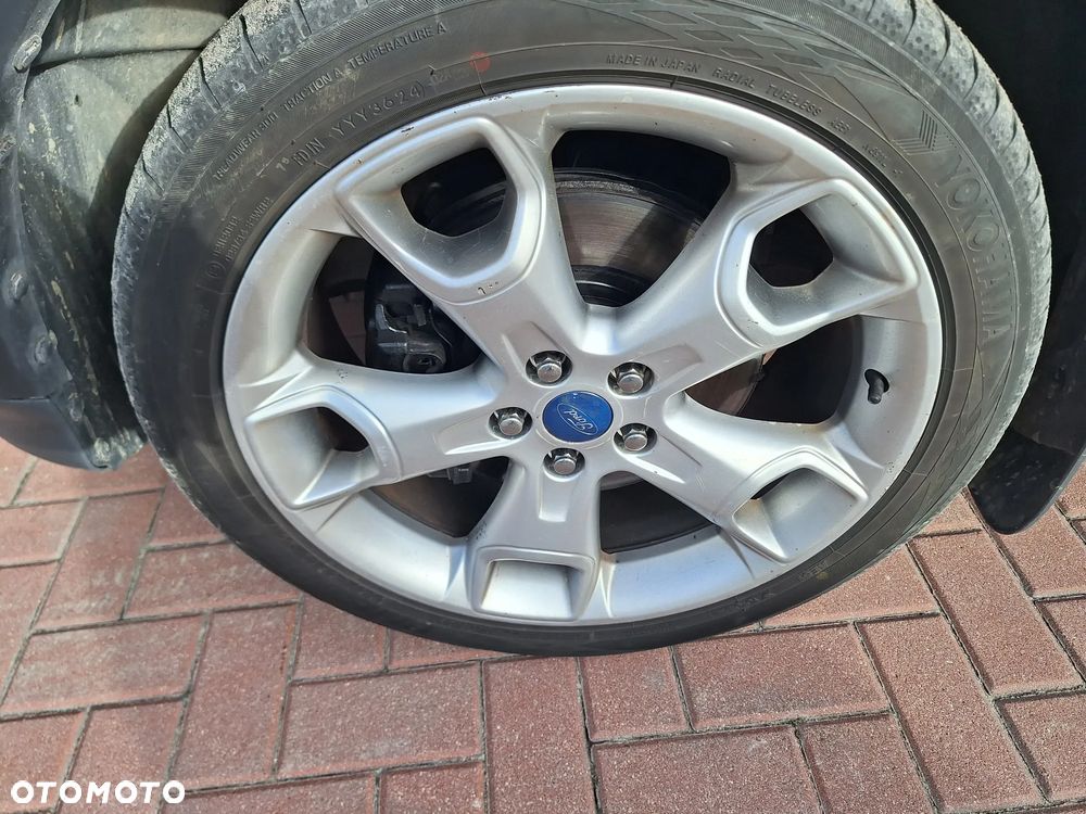 Ford Kuga - 20