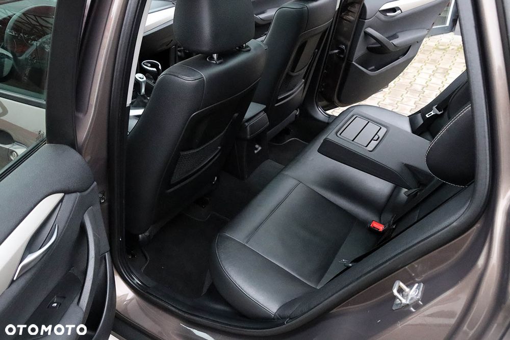 BMW X1 xDrive20d - 28