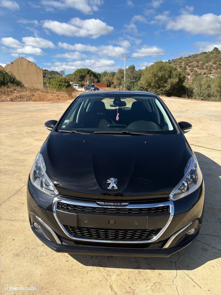 Peugeot 208 1.2 PureTech Signature - 2