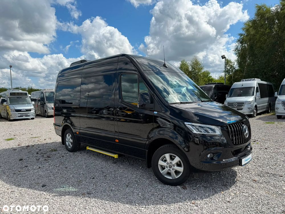 Mercedes-Benz Sprinter 319 - 2