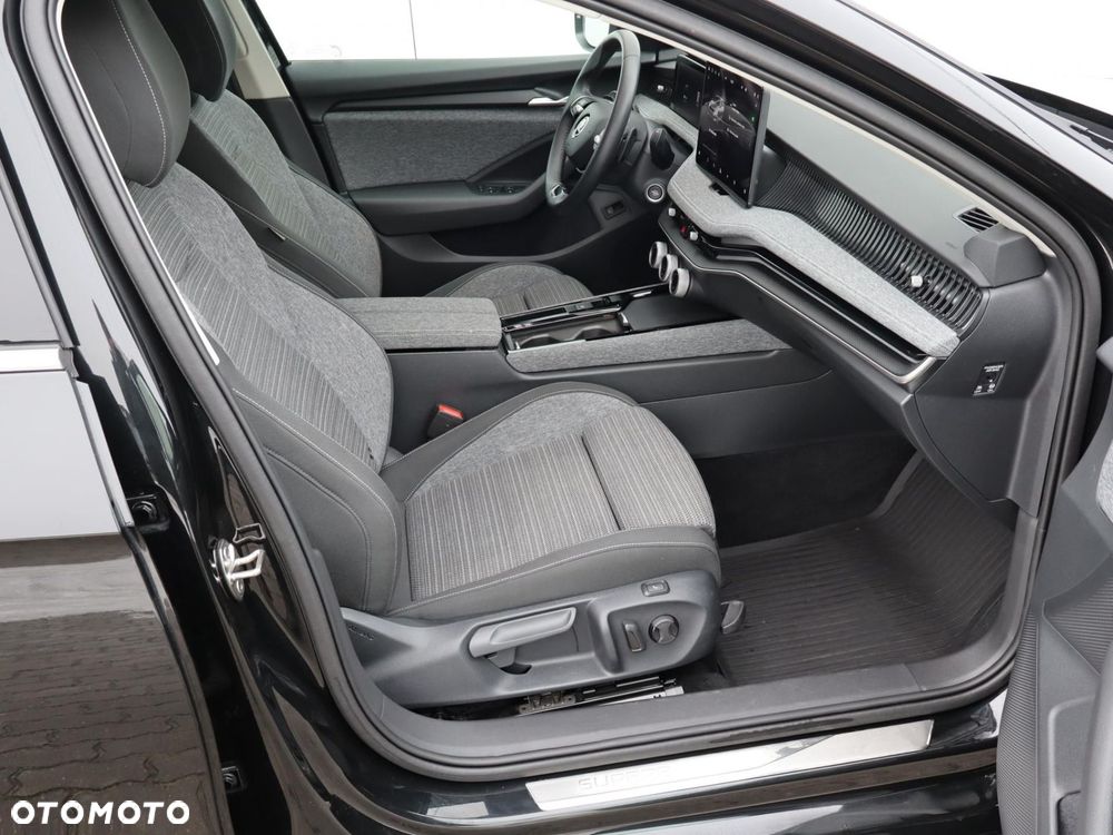 Skoda Superb 1.5 TSI mHEV DSG Selection - 6