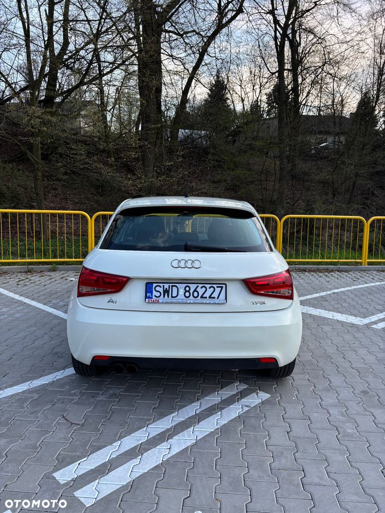 Audi A1 Sportback 1.4 TFSI Attraction - 4