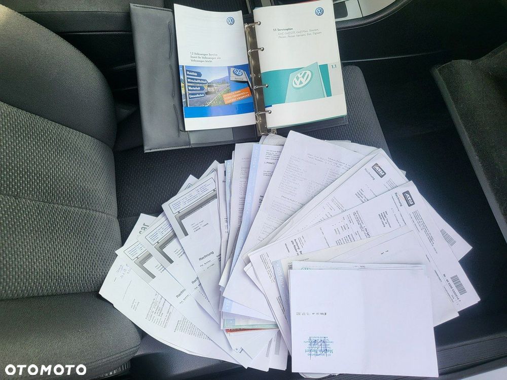 Volkswagen Passat - 28