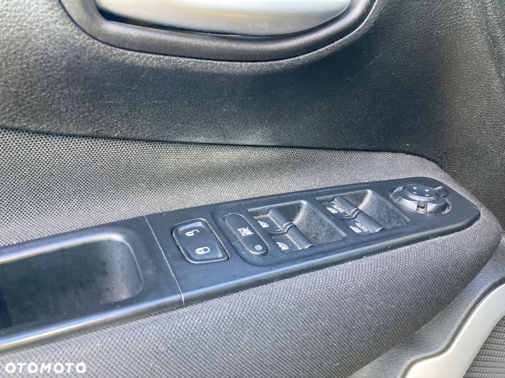 Jeep Renegade 1.6 E-TorQ Sport FWD - 18