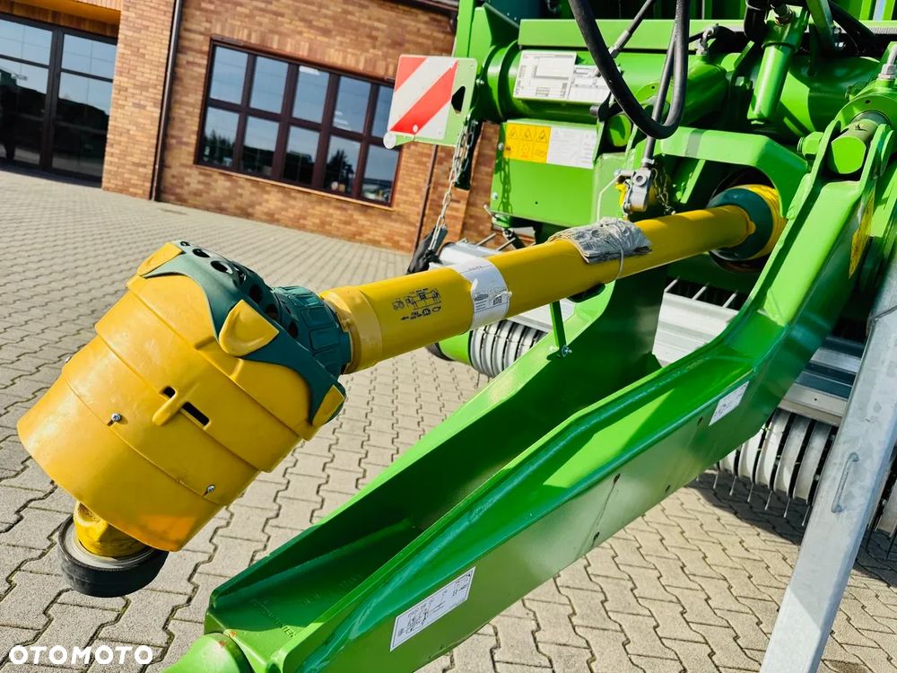 Bergmann Przyczepa samozbierająca Shuttle 470 K duża pojemność - 39