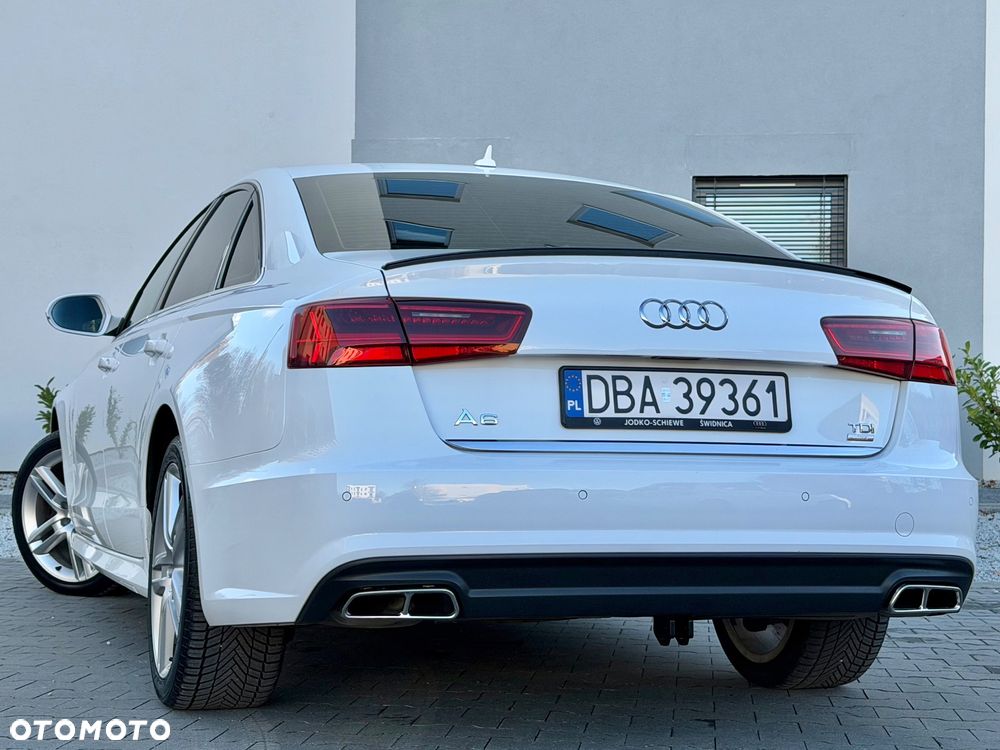 Audi A6 - 4