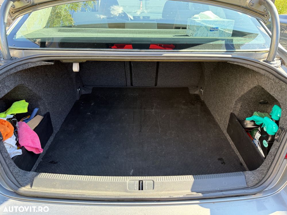 Volkswagen Passat Variant 2.0 FSI Highline 4Motion - 15