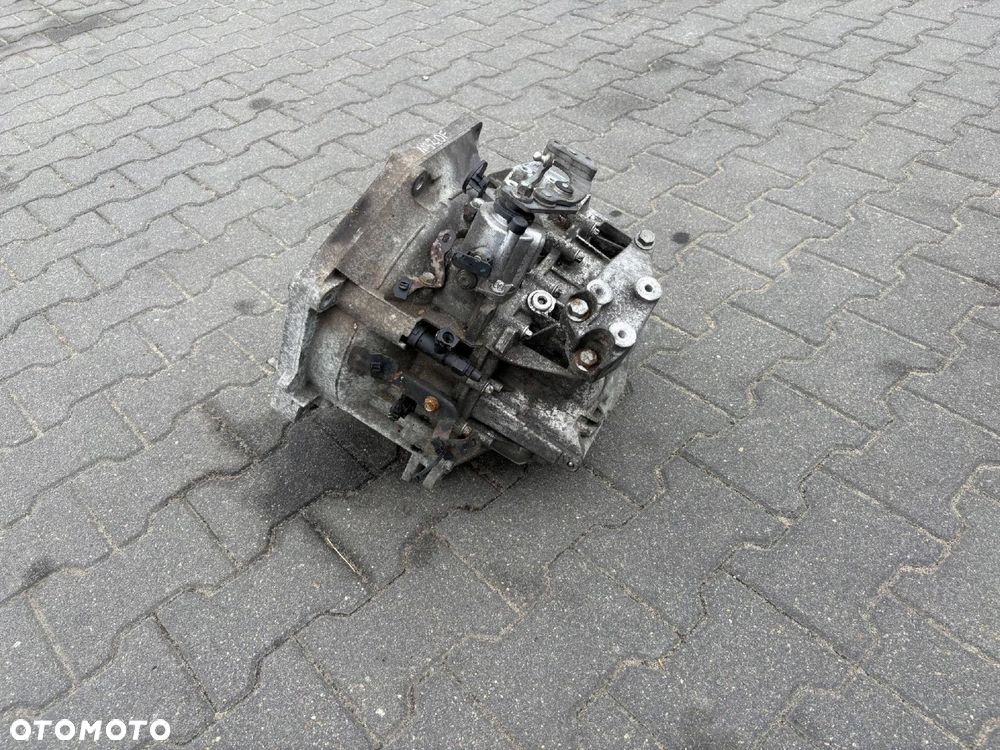 SKRZYNIA BIEGÓW 2.0 CDTI M320F OPEL INSIGNIA 2010 - 1