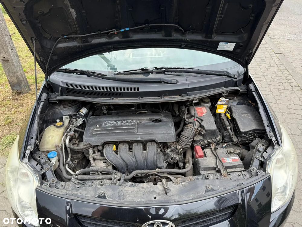 Toyota Auris 1.4 VVT-i - 7