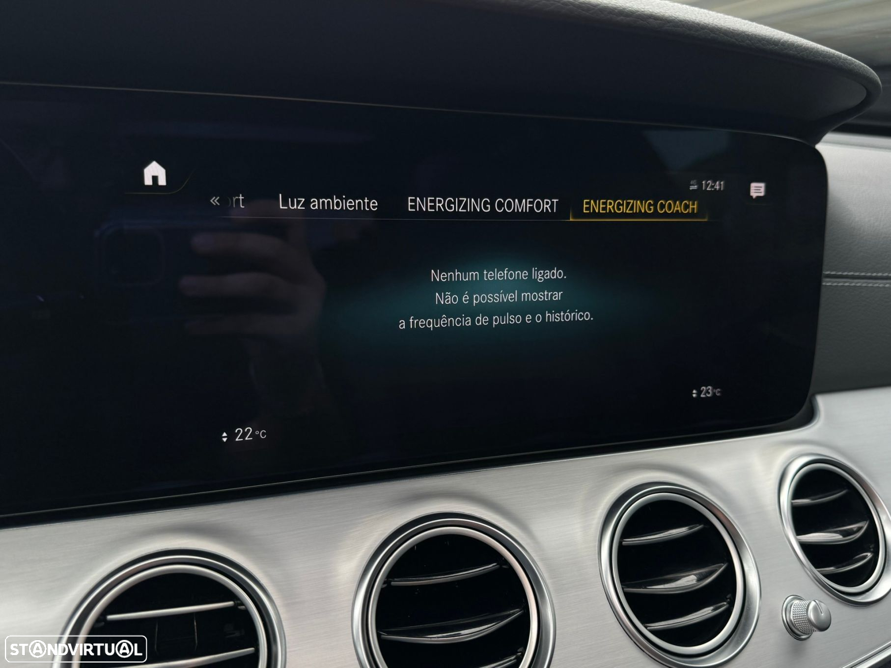 Mercedes-Benz E 300 e AMG Line - 55