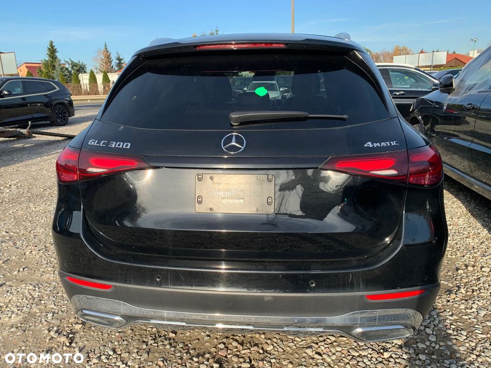 Mercedes-Benz GLC 300 4-Matic - 6