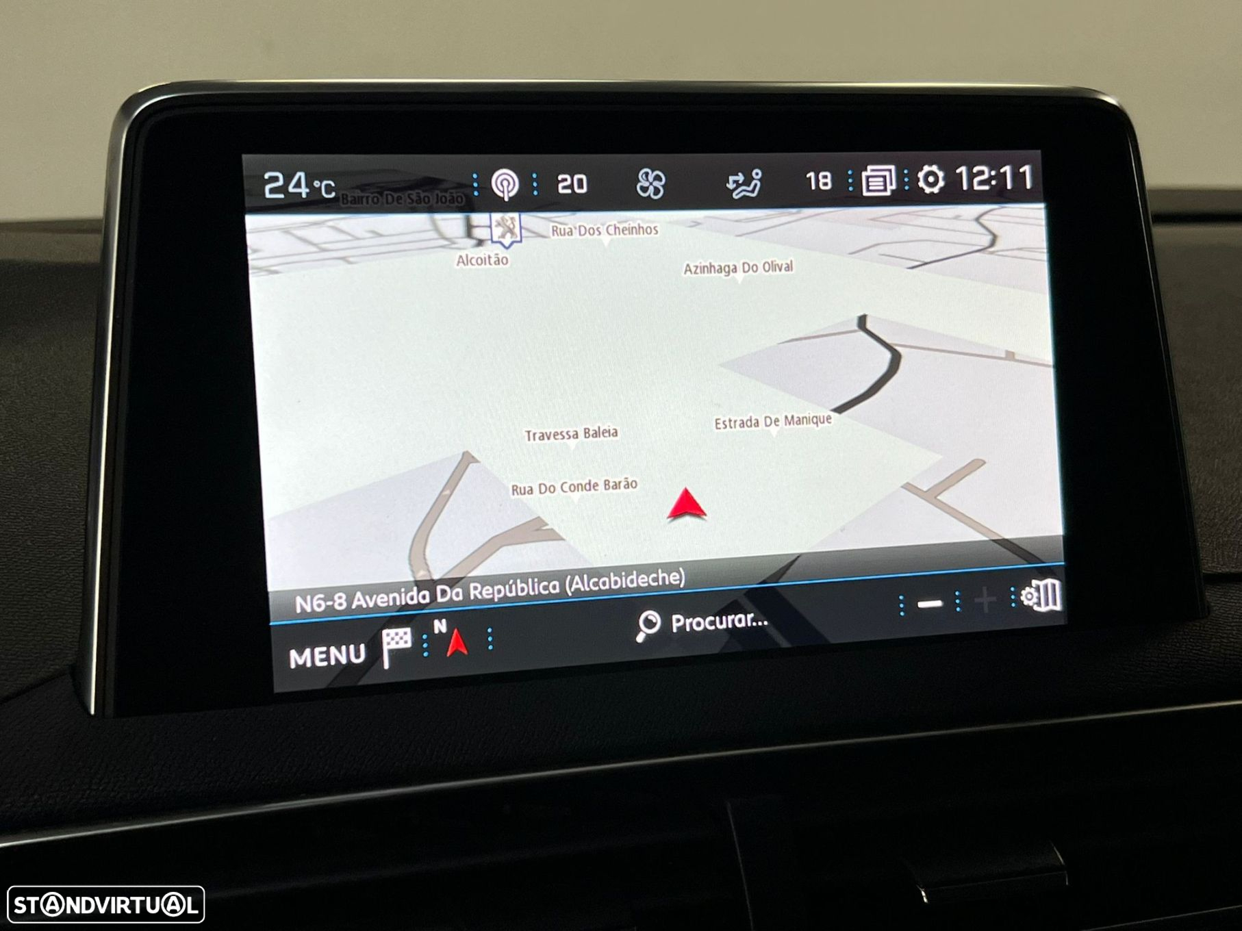 Peugeot 5008 1.2 PureTech Allure EAT8 - 18
