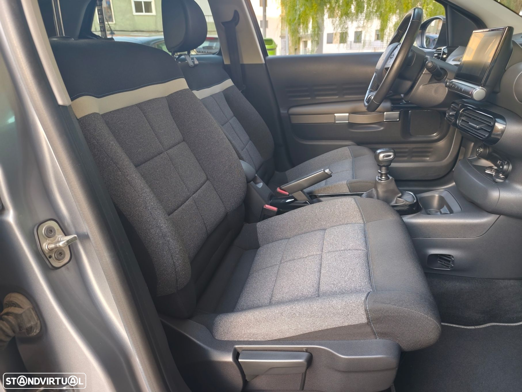 Citroën C4 Cactus 1.2 PureTech Shine Pack - 17