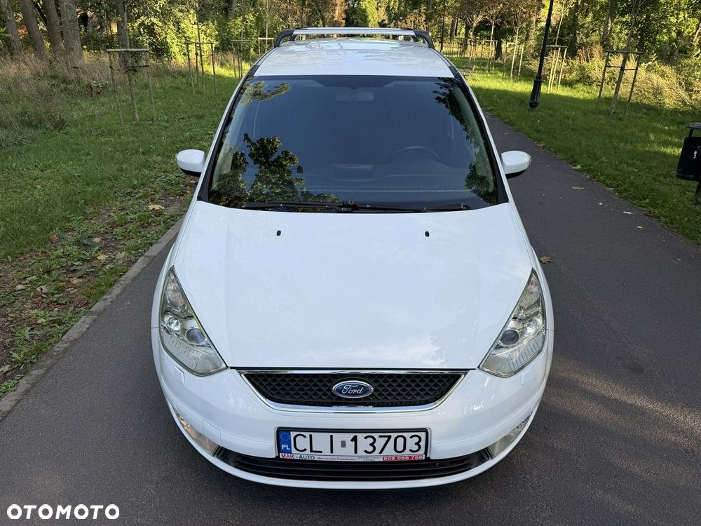 Ford Galaxy - 17