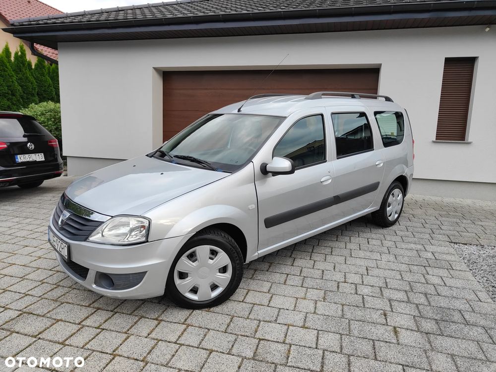 Dacia Logan 1.6 16V Laureate - 23