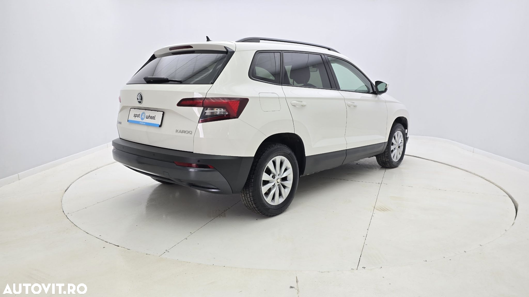 Skoda Karoq 1.6 TDI DSG Style - 6