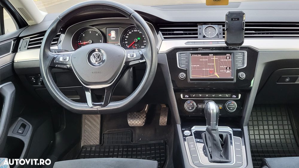 Volkswagen Passat - 7
