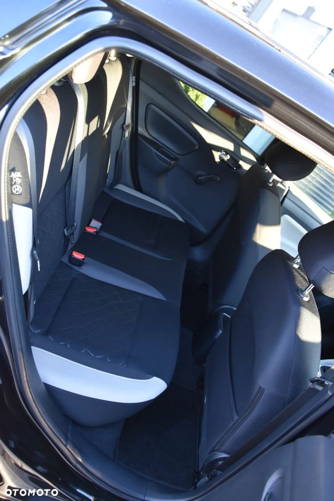 Nissan Micra 1.0 Acenta - 21