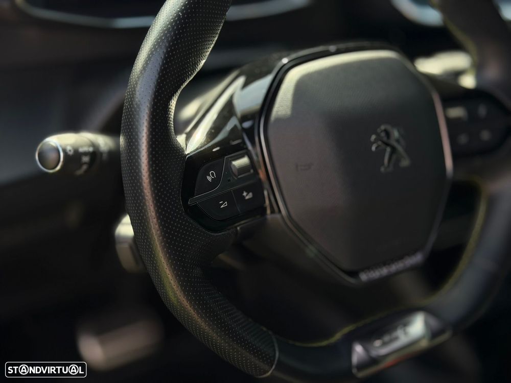 Peugeot e-2008 50 kWh GT - 34