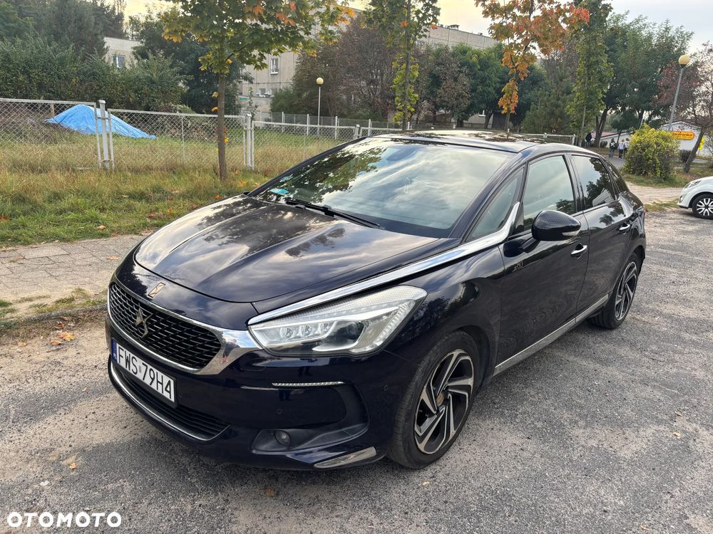 DS Automobiles DS 5
