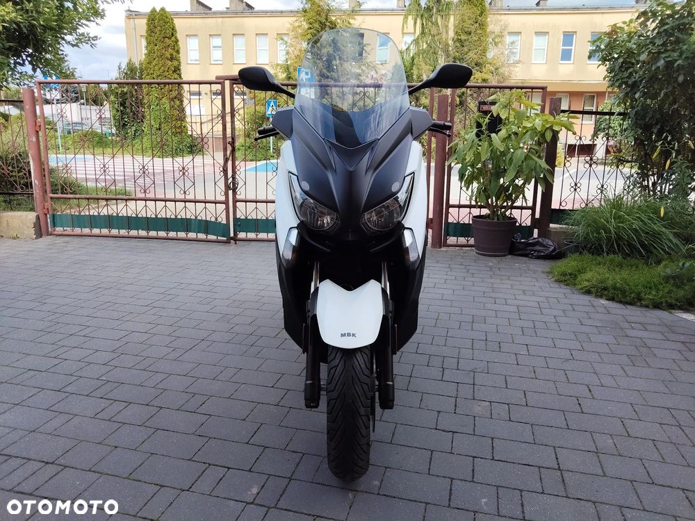 Yamaha X-max - 3