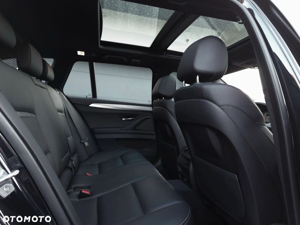 BMW Seria 5 520d Efficient Dynamics M Sport sport - 17