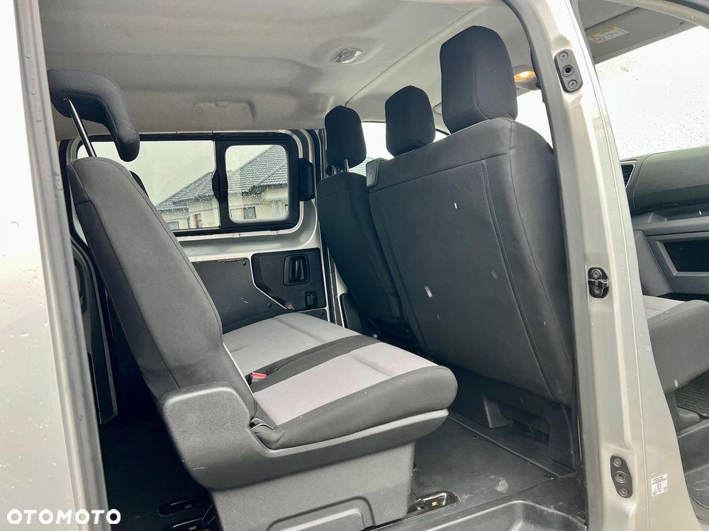 Peugeot Traveller 1.6 BlueHDi Compact Allure - 18