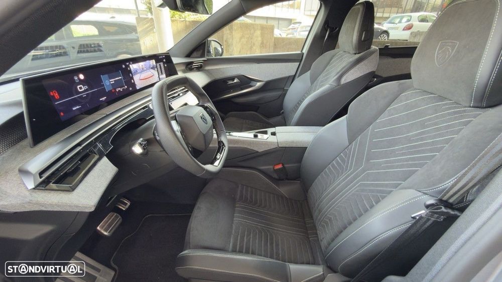 Peugeot 5008 1.2 Hybrid GT e-DCS6 - 33