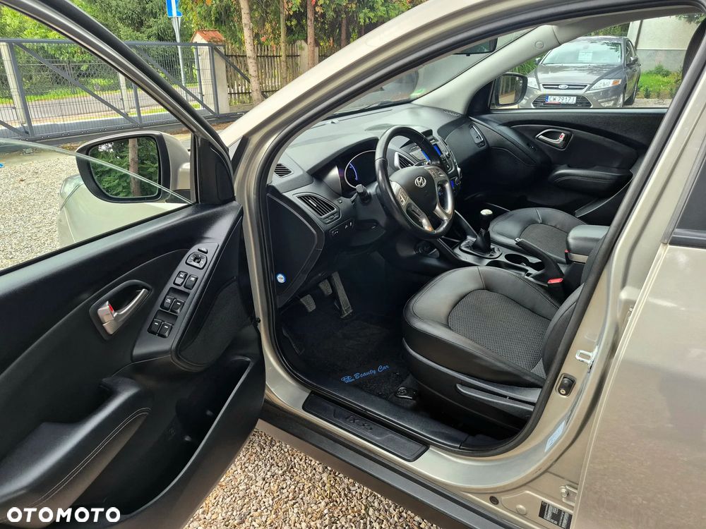 Hyundai ix35 - 14