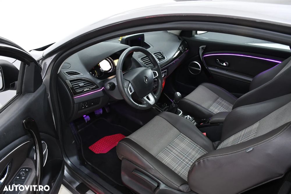 Renault Megane dCi 130 FAP Bose Edition - 14