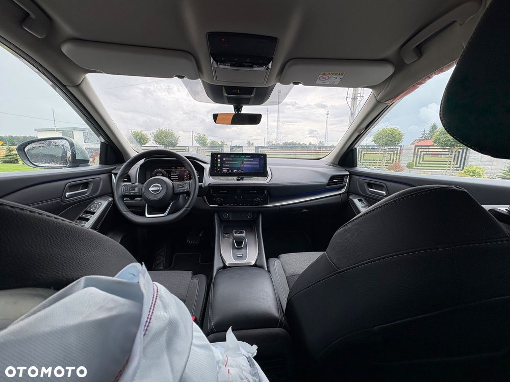 Nissan Qashqai 1.3 DIG-T MHEV Premiere Edition Xtronic - 18