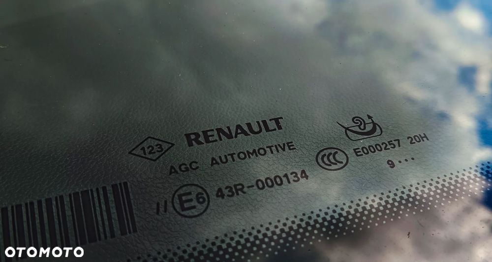 Renault Scenic BLUE dCi 150 EDC BLACK EDITION - 40