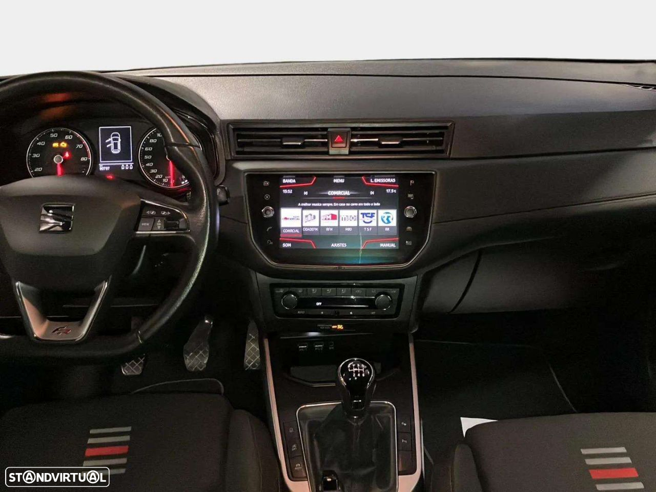 SEAT Arona - 10
