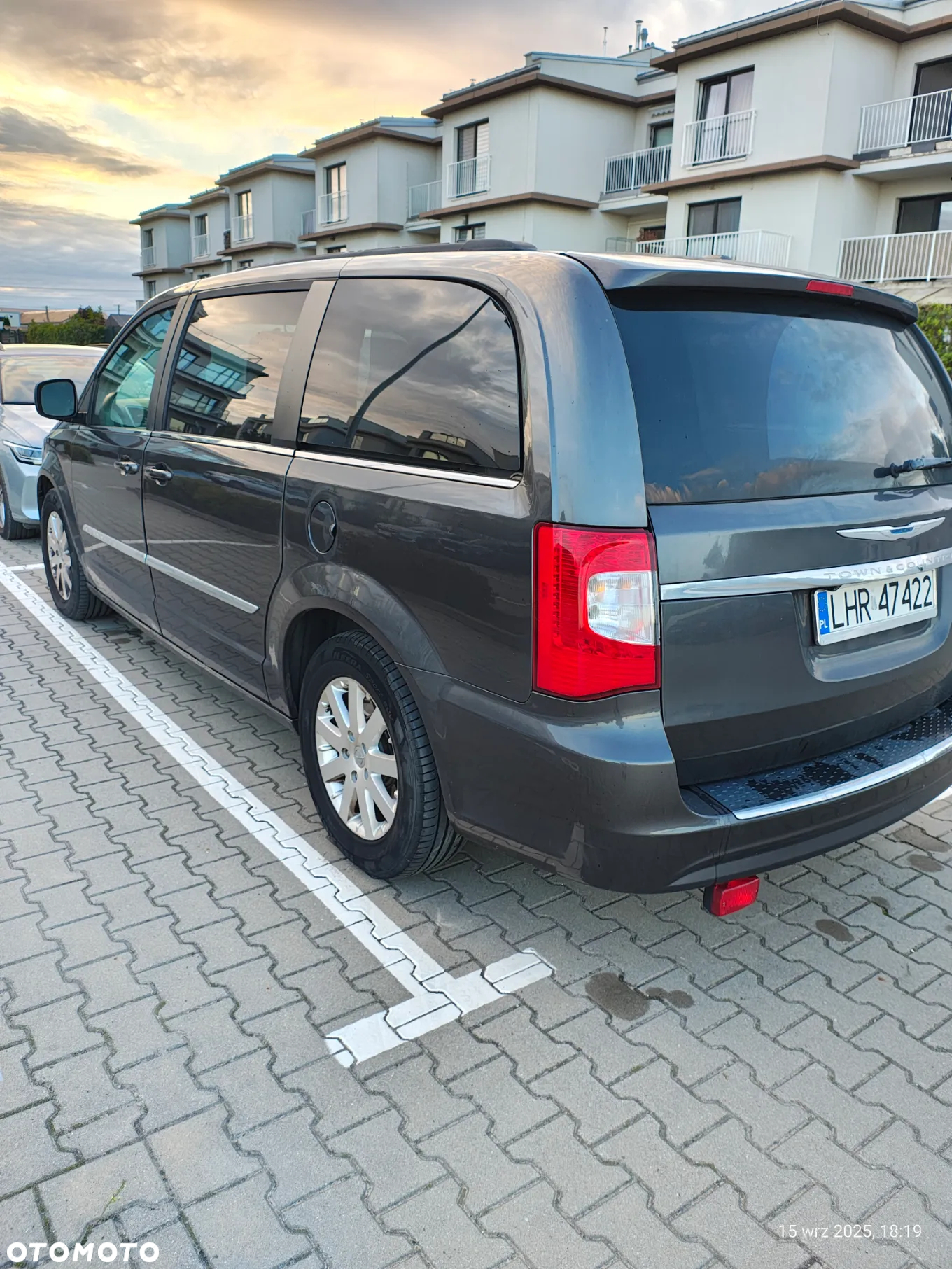 Chrysler Town & Country 3.6 Touring - 5
