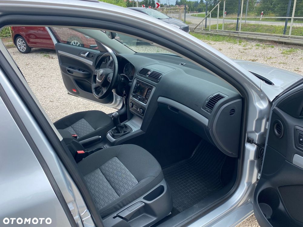 Skoda Octavia 1.6 TDI 4x4 Ambition - 4