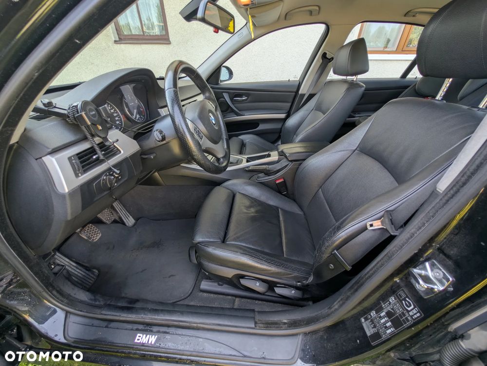 BMW Seria 3 - 17