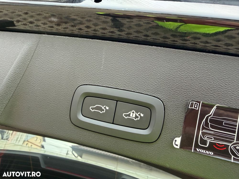 Volvo XC 40 T3 Geartronic RDesign - 17